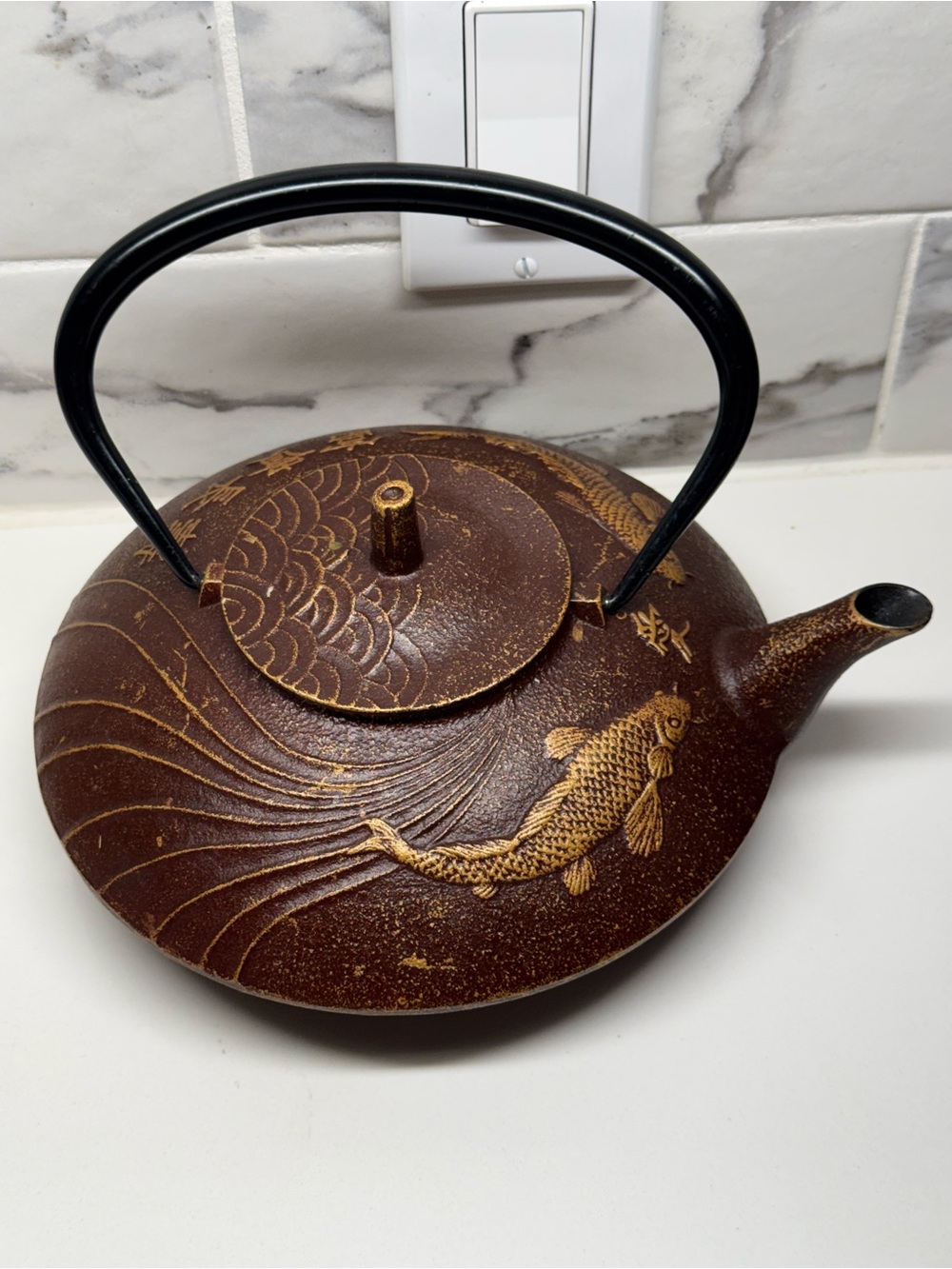 Teavana Japanese Cast Iron Teapot – Made in Japan – Burgundy & Gold